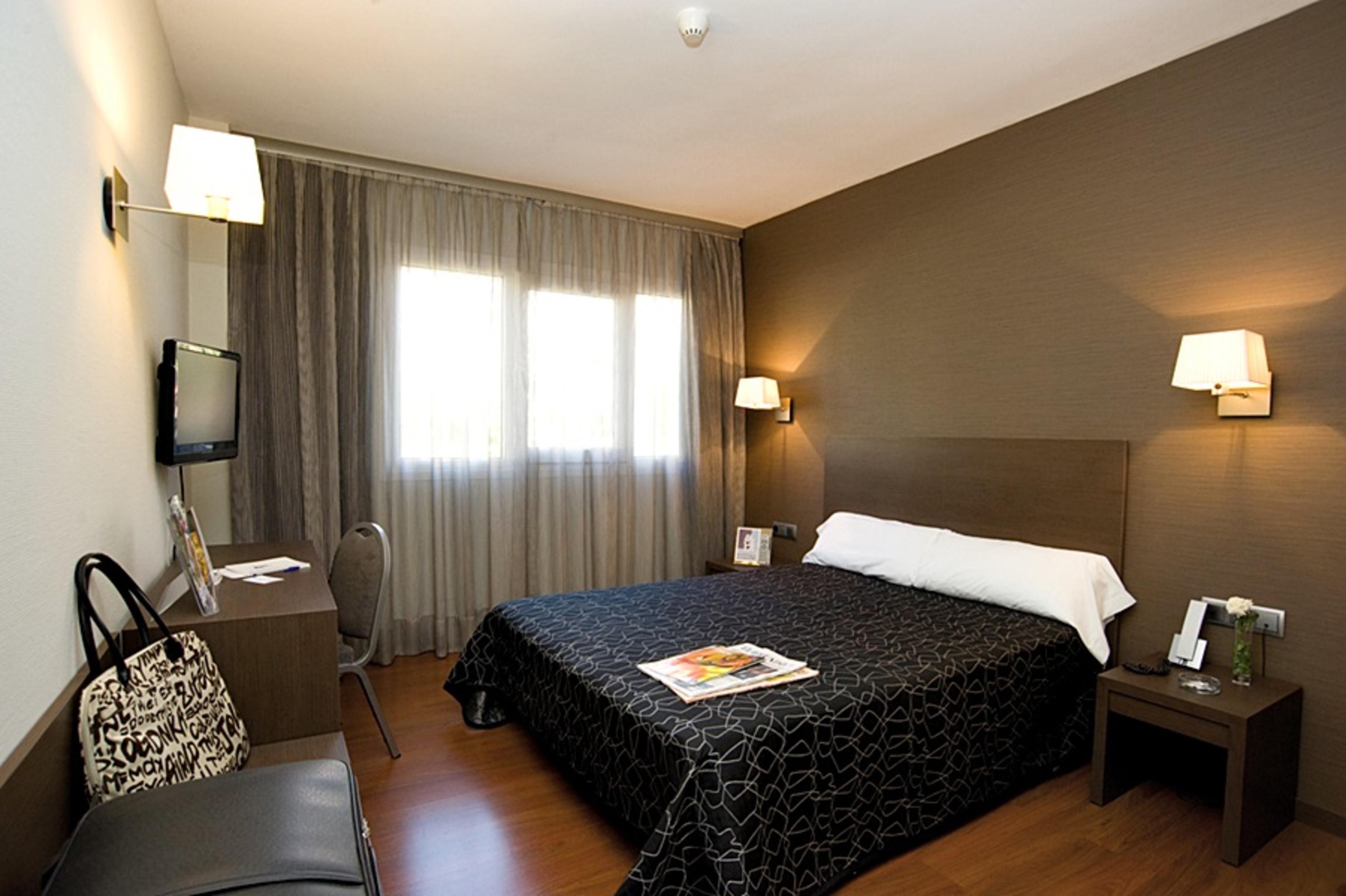 Hotel Cisneros Alcala de Henares Bilik gambar