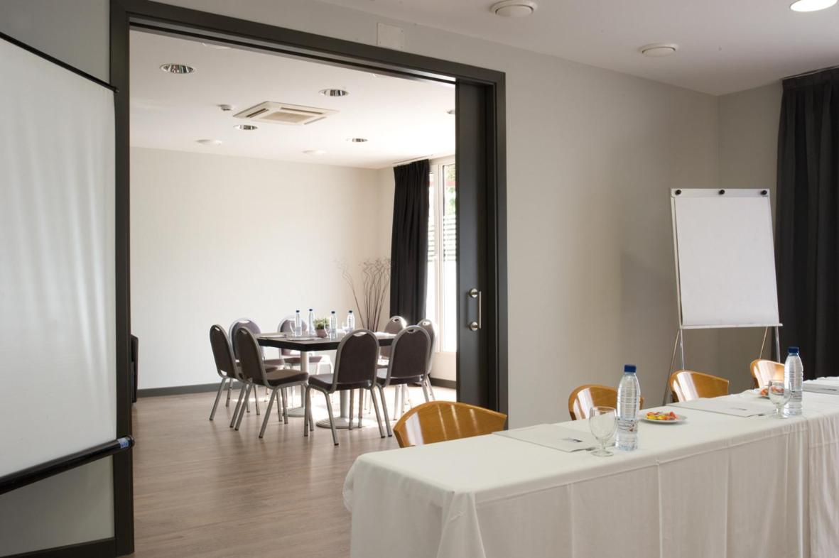 Hotel Cisneros Alcala de Henares Luaran gambar